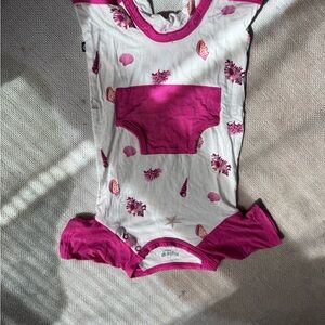 Kyte BABY shell short-all (new without tags)